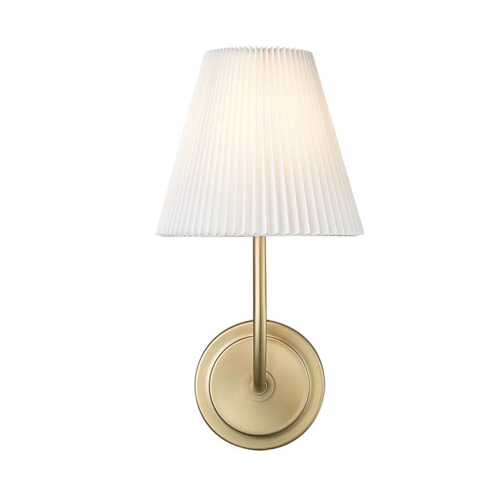 Ami 7.25" Wide 1-Light Vanity - Vintage Brass